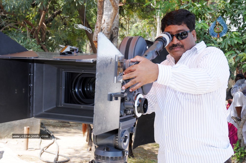 Bhumika Prakash Raj New Movie Stills - 86 / 148 photos