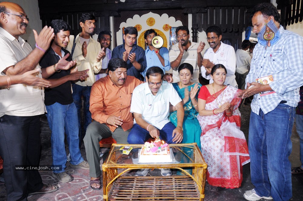 Bhumika Prakash Raj New Movie Stills - 90 / 148 photos