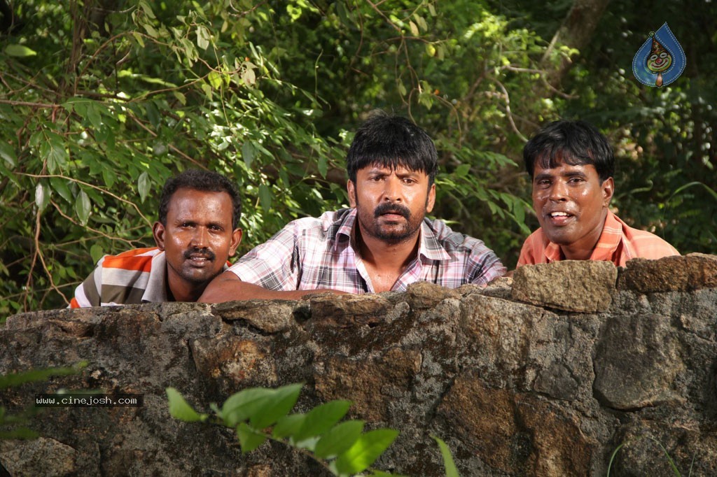 Bhuvanakkadu Tamil Movie Stills - 19 / 62 photos