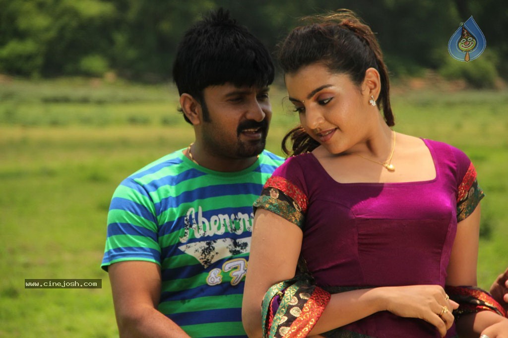 Bhuvanakkadu Tamil Movie Stills - 34 / 62 photos