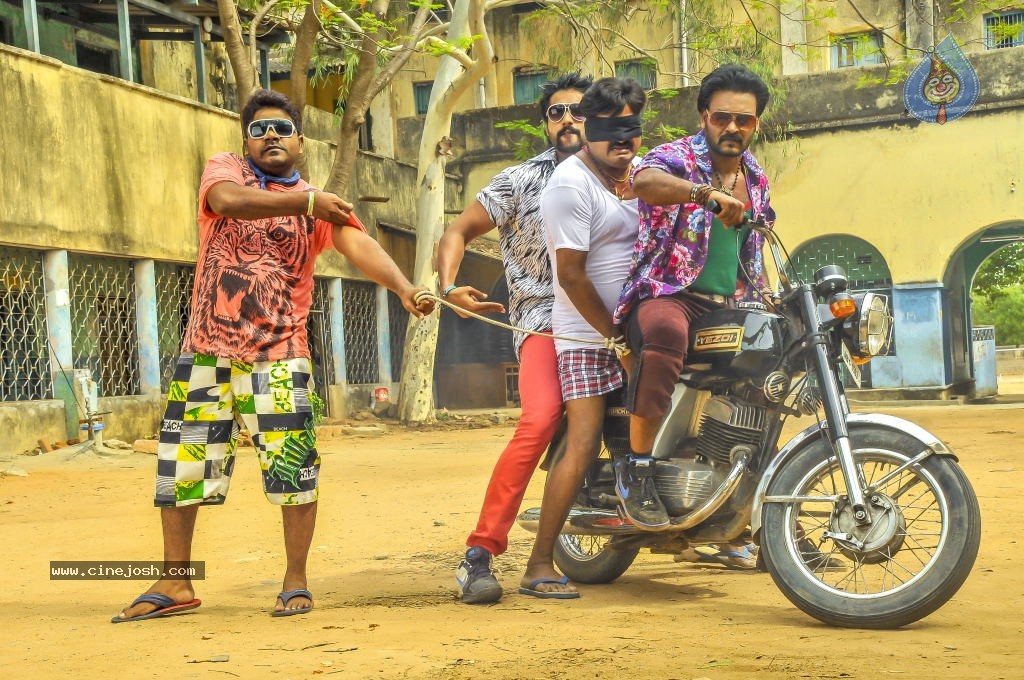 Billa Ranga Movie New Stills - 33 / 35 photos