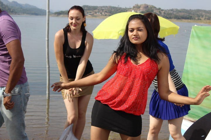 Blue Moon Movie Stills - 25 / 39 photos