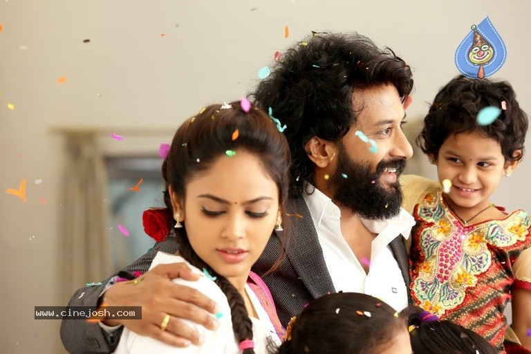 Bluff Master Movie Stills - 5 / 5 photos