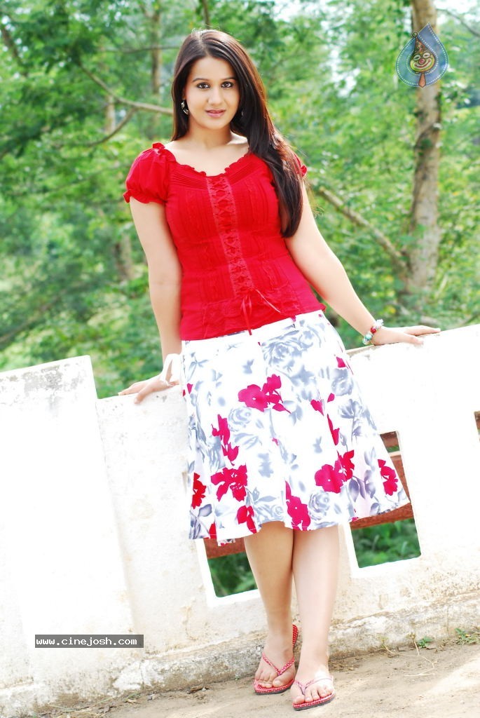 Bommali Movie New Stills - 51 / 71 photos