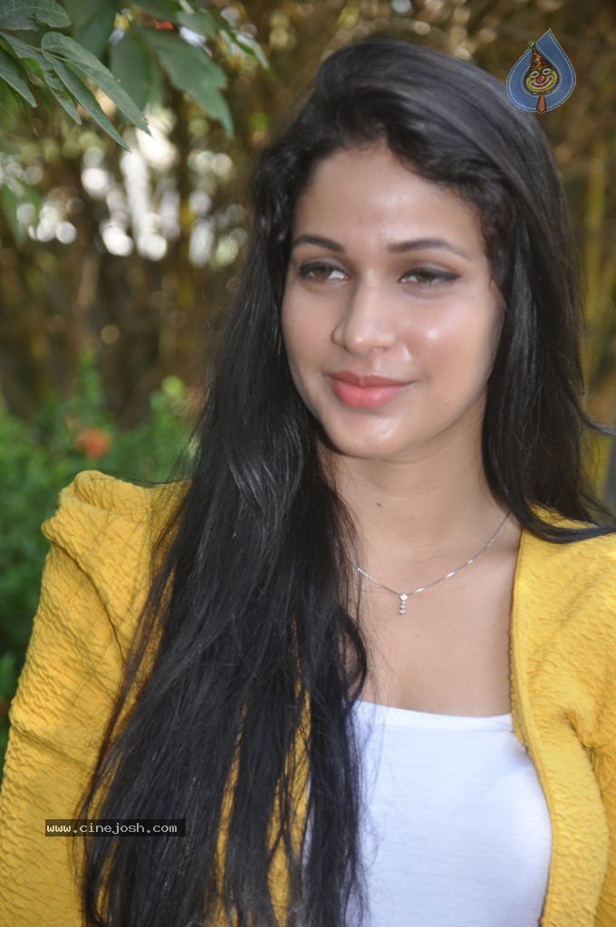 Bramman Tamil Movie Stills - 31 / 40 photos