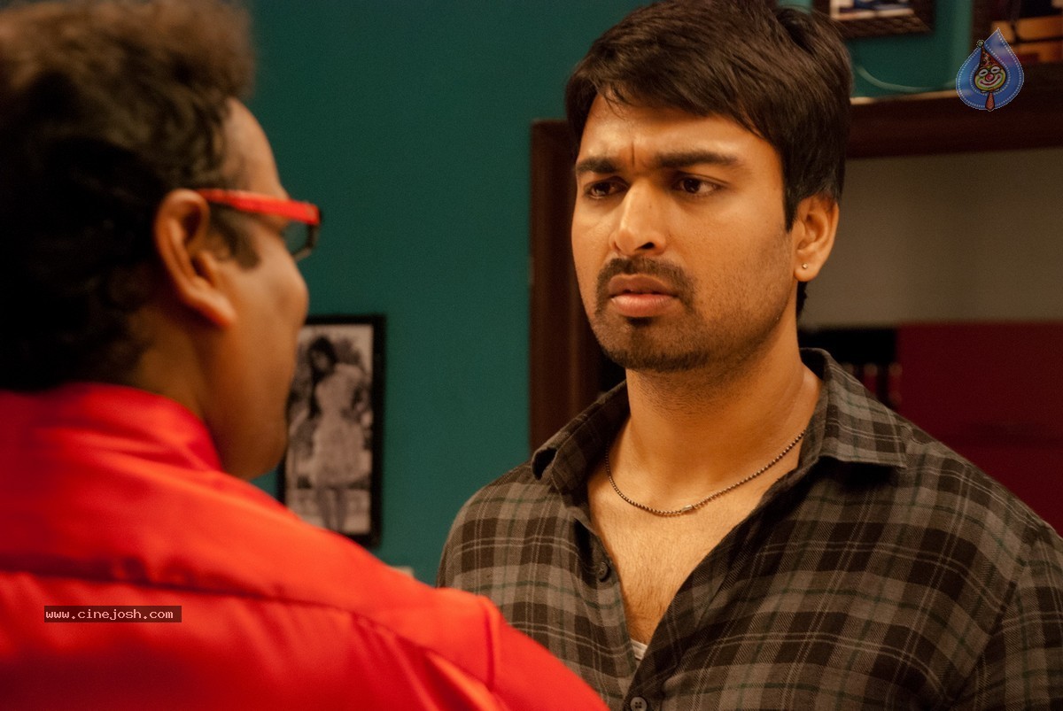 Break Up Movie Stills - 21 / 146 photos