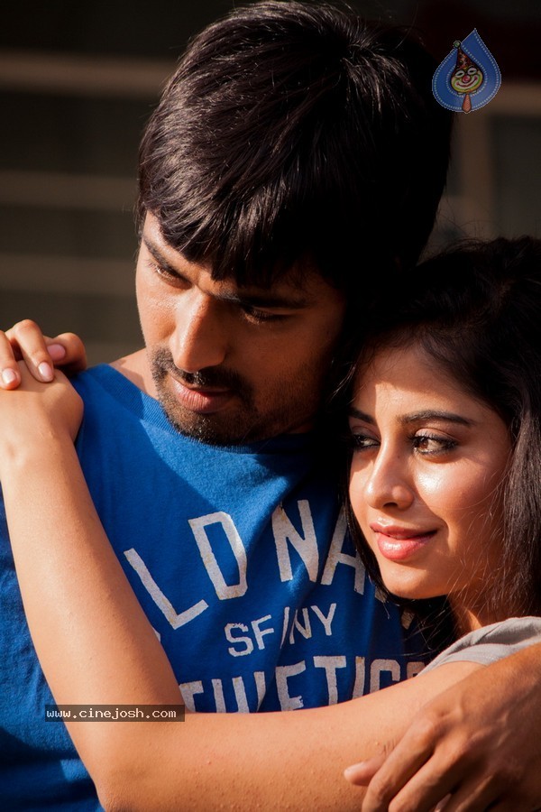 Break Up Movie Stills - 53 / 146 photos