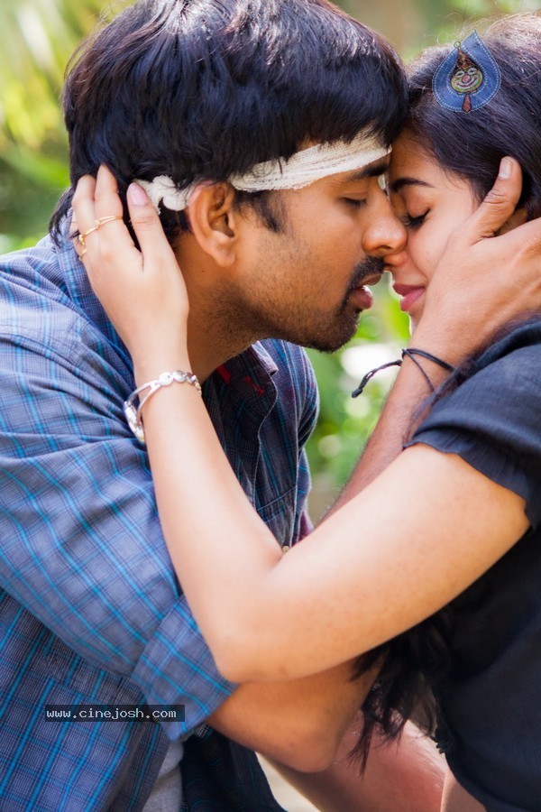 Break Up Movie Stills - 90 / 146 photos