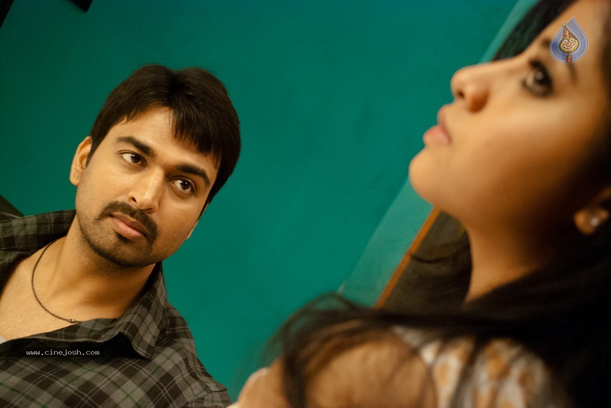 Break Up Movie Stills - 133 / 146 photos