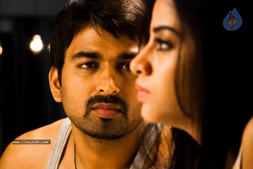 Break Up Movie Stills - 19 / 28 photos