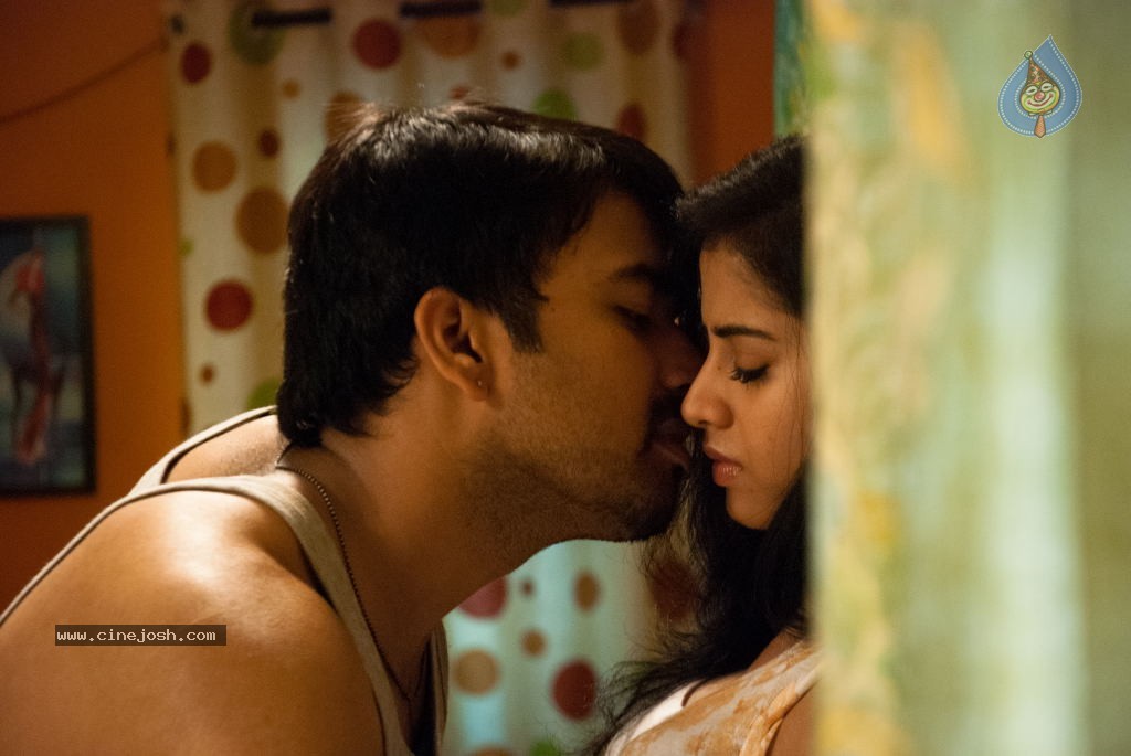 Break Up Movie Stills - 20 / 28 photos