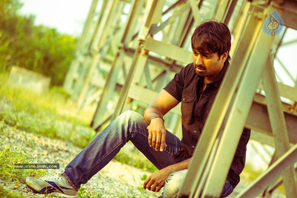 Break Up Movie Stills and Walls - 59 / 85 photos