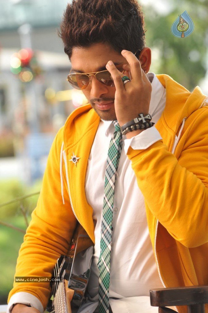 Bunny Stills in Iddarammayilatho - 1 / 5 photos