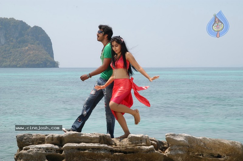 Buridi Movie Unseen Stills - 16 / 97 photos