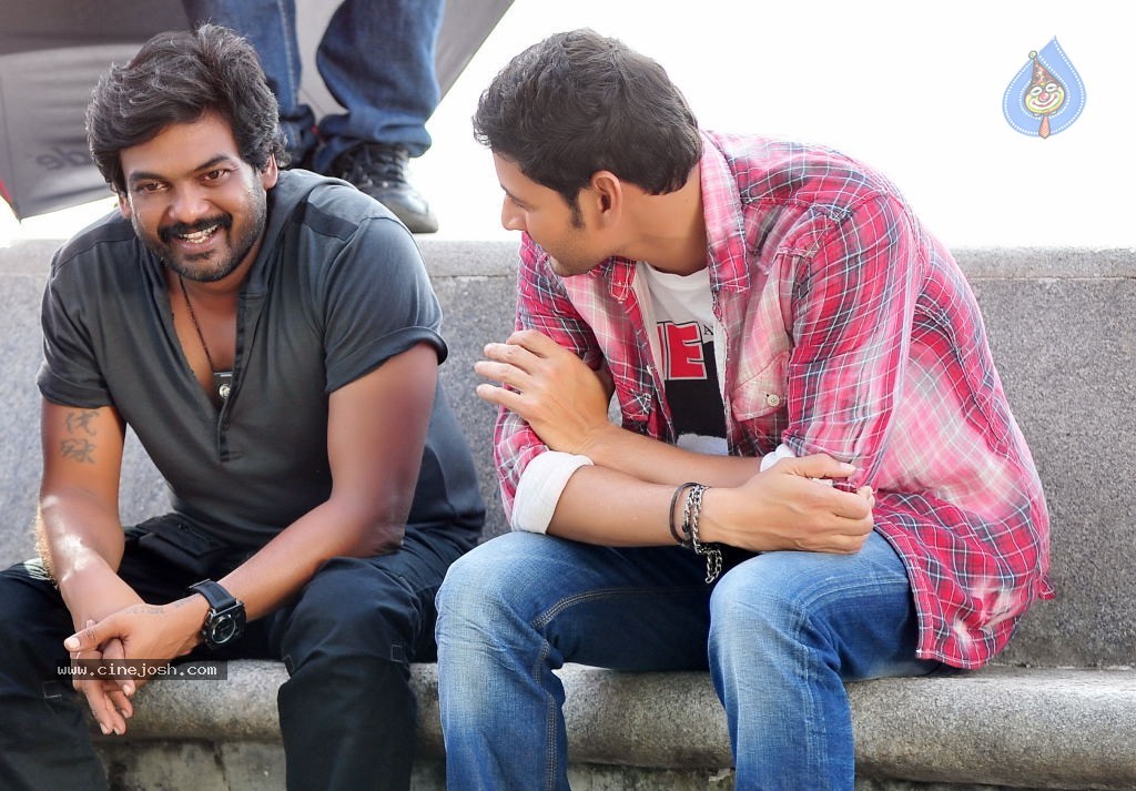 Businessman Movie Working Stills - 25 / 75 photos