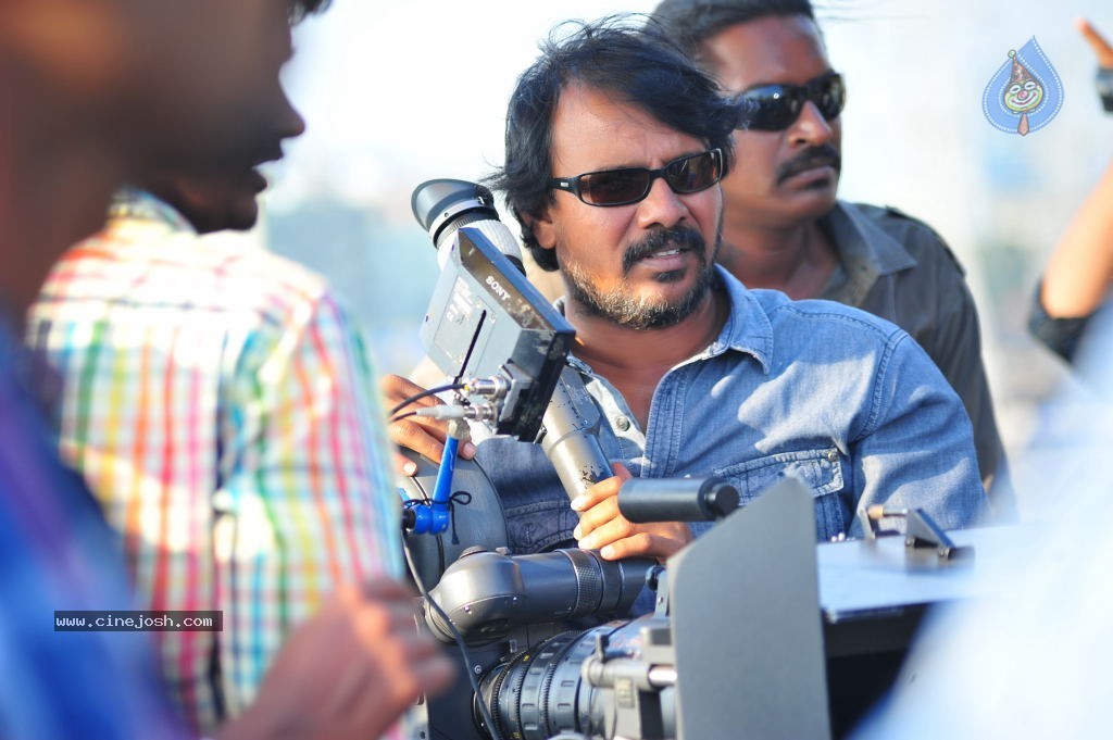 Businessman Movie Working Stills - 53 / 75 photos
