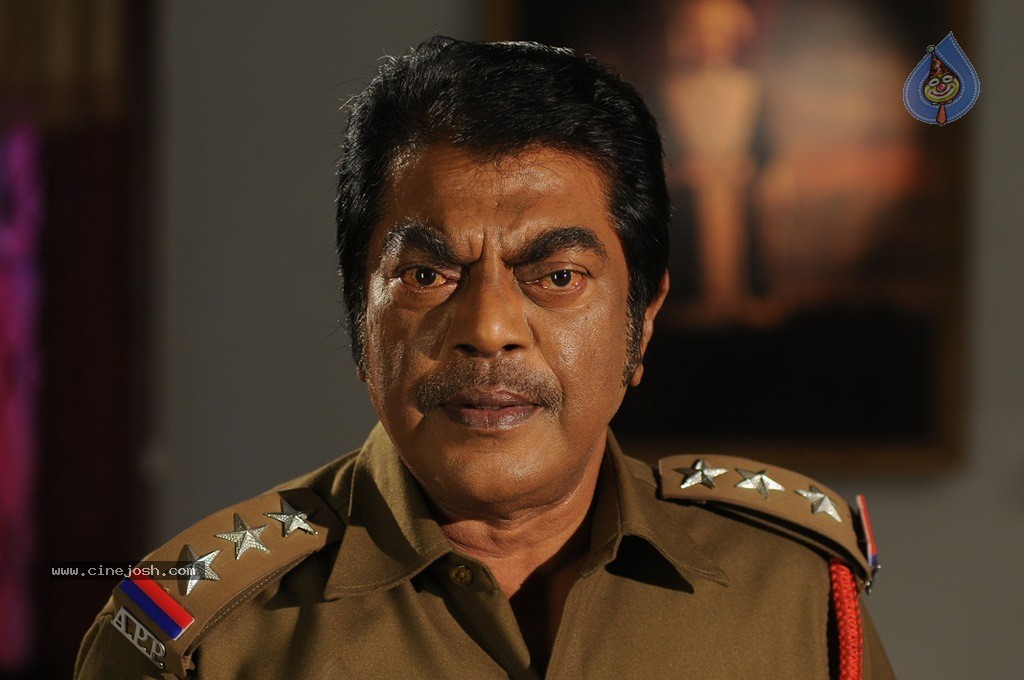 Calling Bell Movie New Stills - 51 / 86 photos