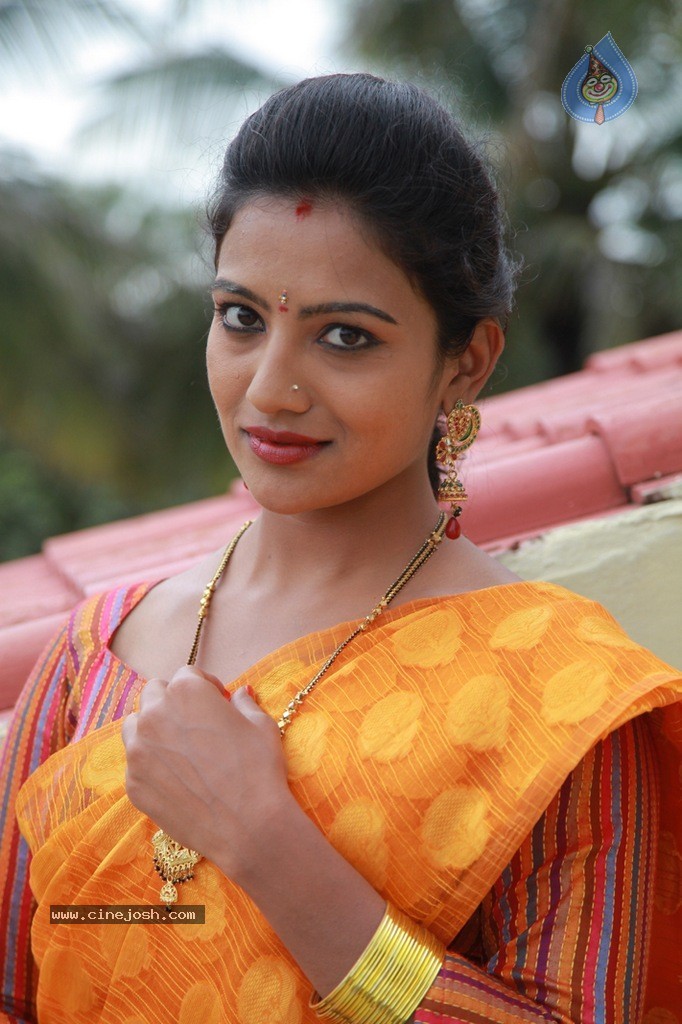 Calling Bell Movie New Stills - 58 / 86 photos