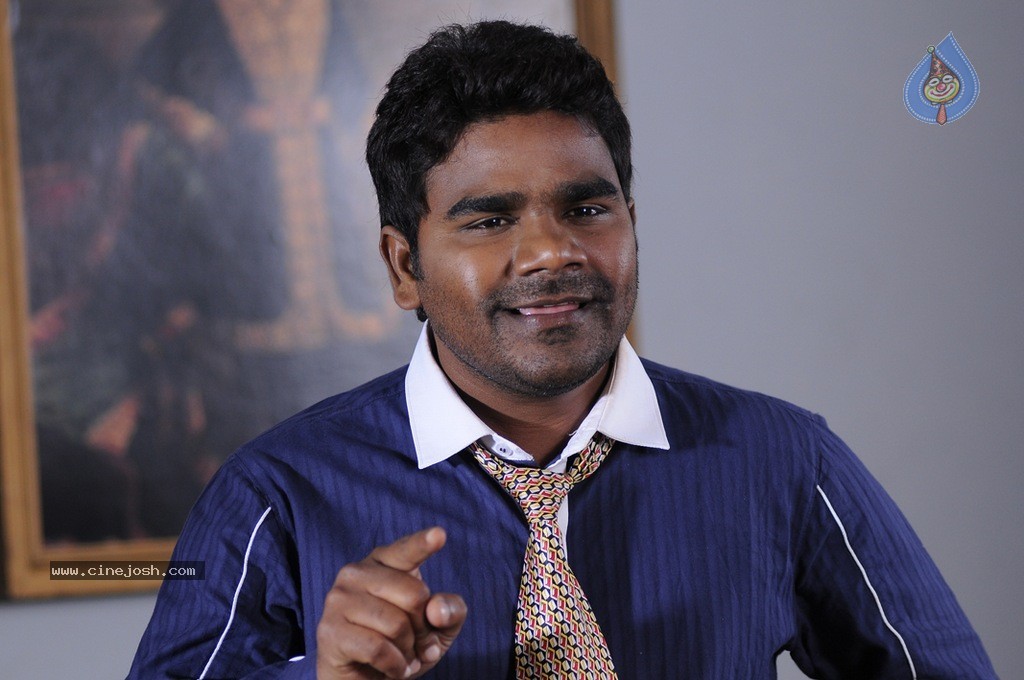 Calling Bell Movie New Stills - 68 / 86 photos