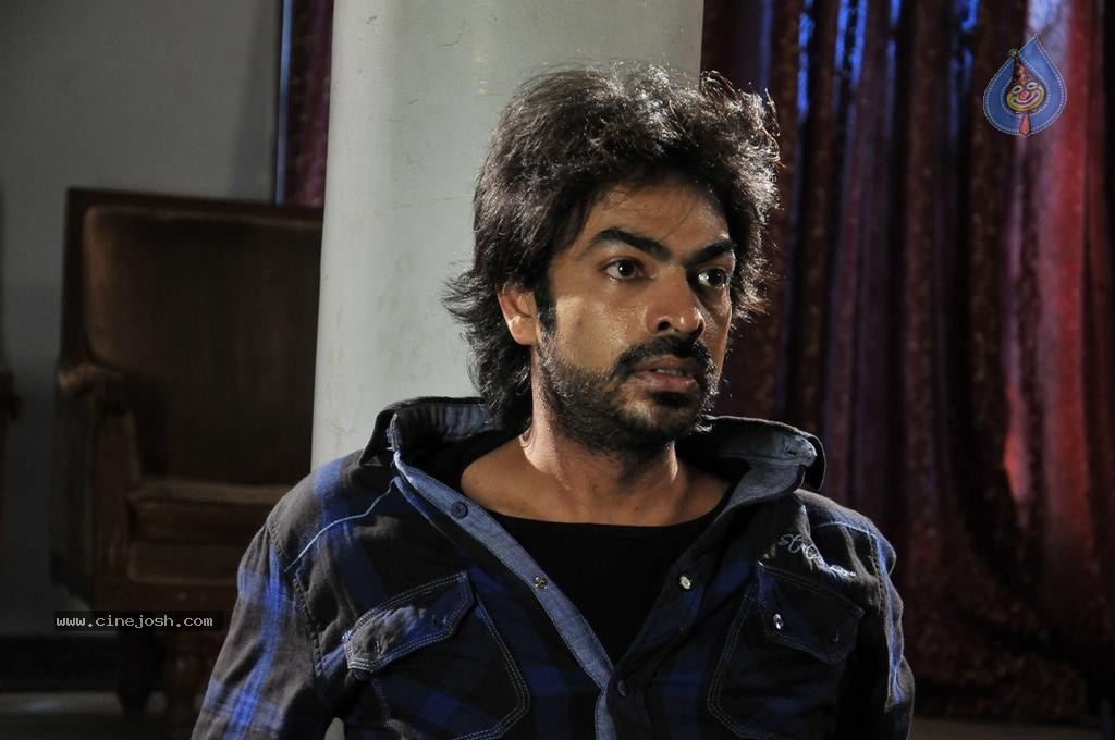 Calling Bell Movie Stills - 59 / 85 photos