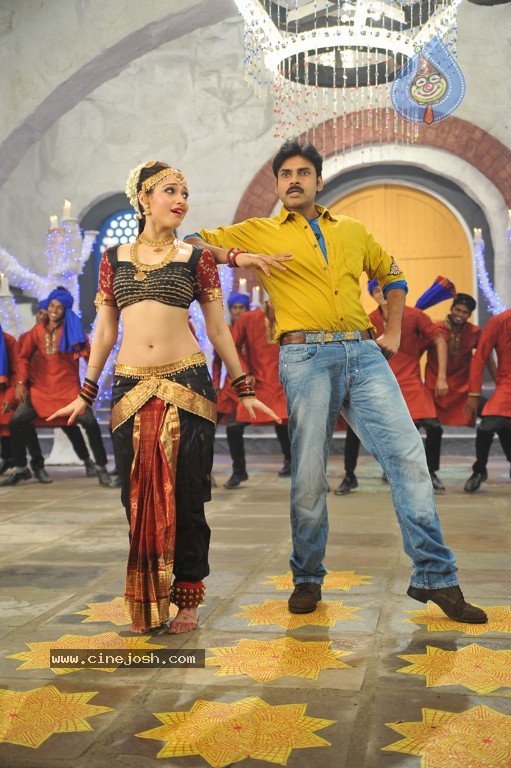 Cameraman Gangatho Rambabu Movie New Stills - 12 / 18 photos