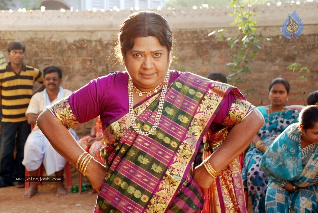 Chakali Ilamma Movie Stills - 7 / 12 photos