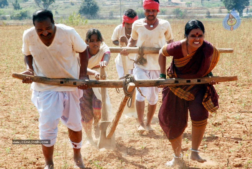 Chakali Ilamma Movie Stills - 12 / 12 photos