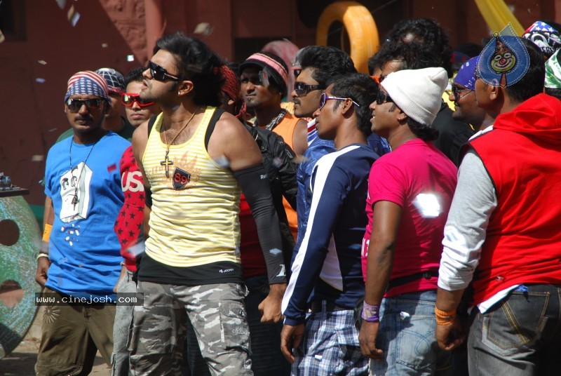 Chalaki Movie Song Stills - 2 / 32 photos