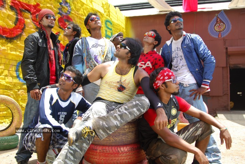 Chalaki Movie Song Stills - 21 / 32 photos