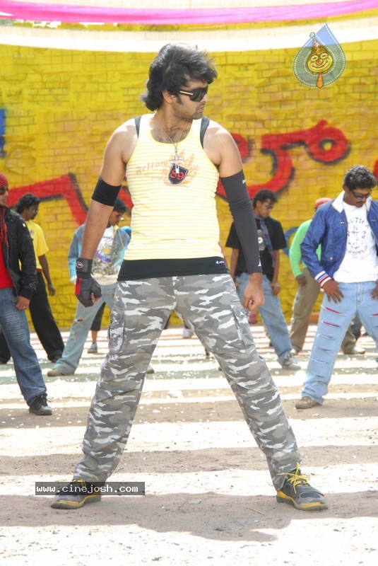 Chalaki Movie Song Stills - 25 / 32 photos