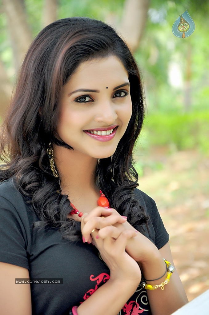Chammak Challo Movie New Stills - 26 / 42 photos