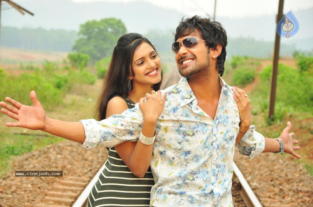 Chammak Challo Movie Stills and Walls - 11 / 39 photos