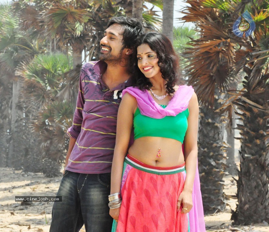 Chammak Challo Movie Stills and Walls - 16 / 39 photos