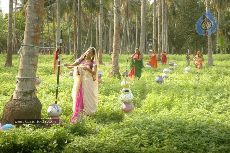 Chandamama Katha Movie Stills - 17 / 38 photos