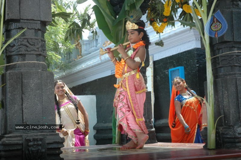 Chandamama Katha Movie Stills - 36 / 38 photos