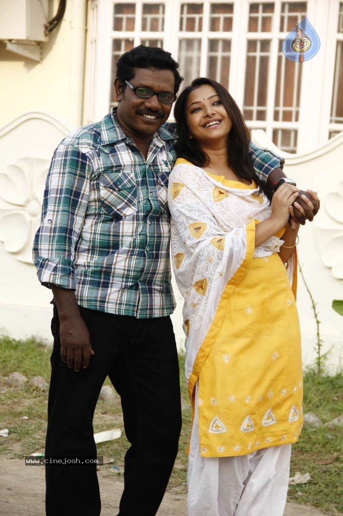 Chandamama Tamil Movie Photos - 11 / 39 photos