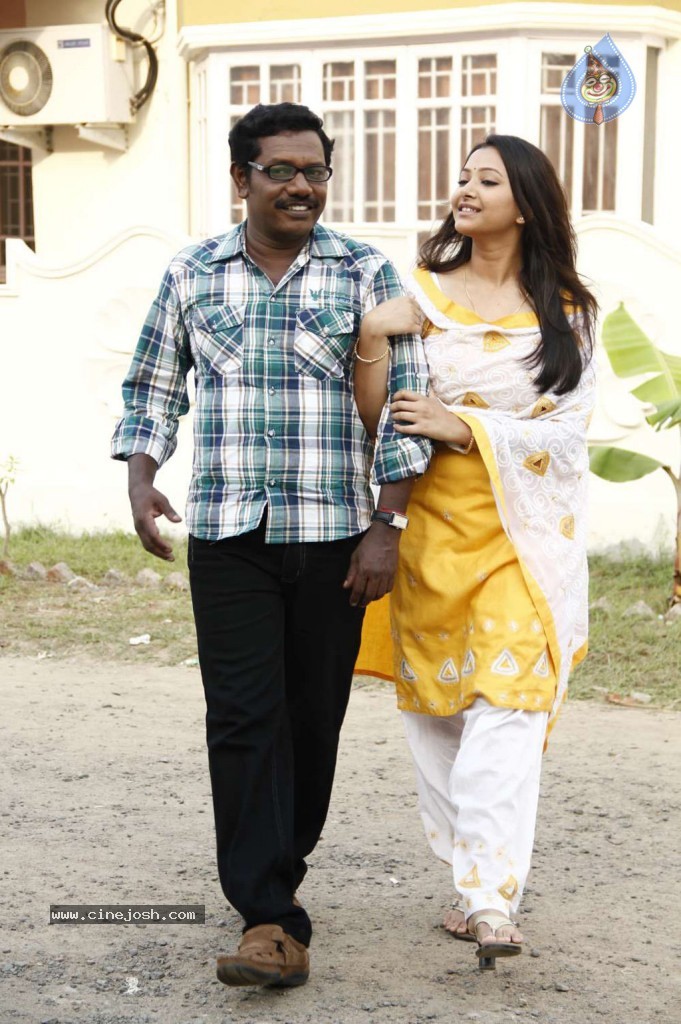 Chandamama Tamil Movie Photos - 24 / 39 photos