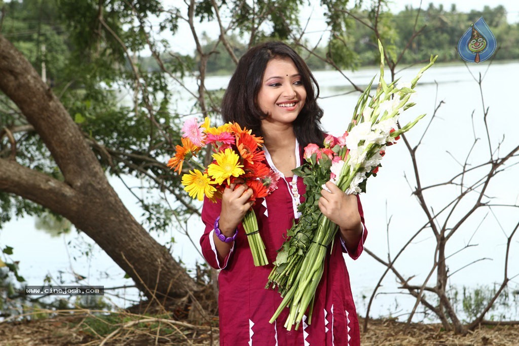 Chandamama Tamil Movie Photos - 32 / 52 photos