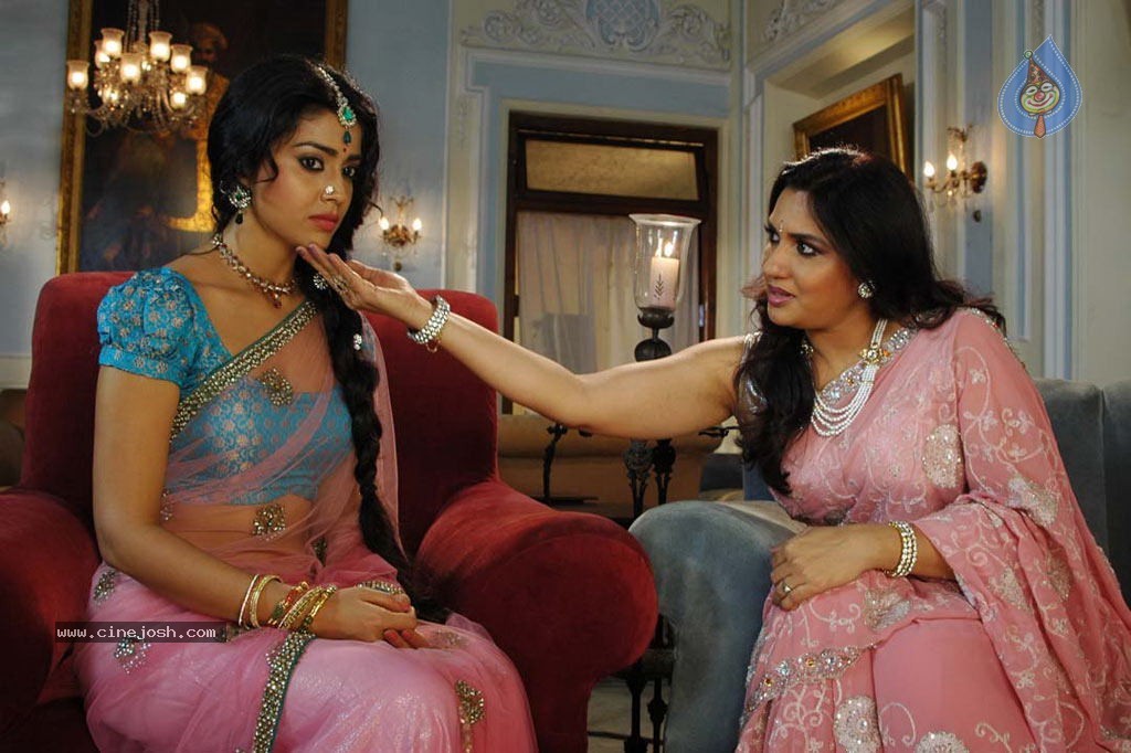 Chandra Movie New Stills - 10 / 29 photos