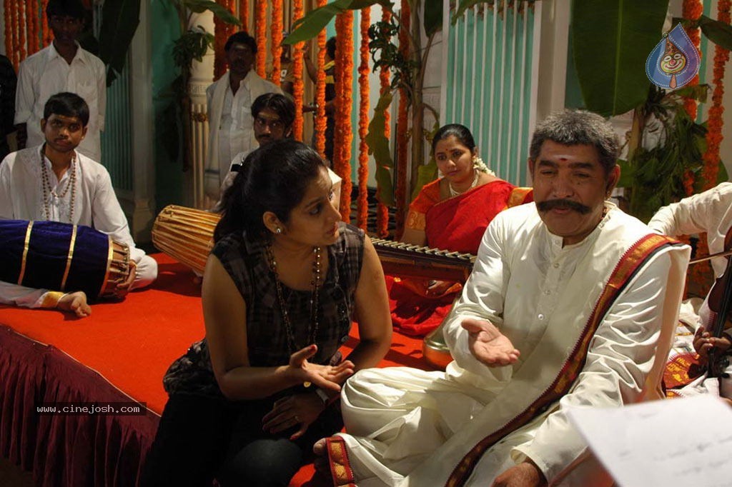 Chandra Movie New Stills - 23 / 29 photos