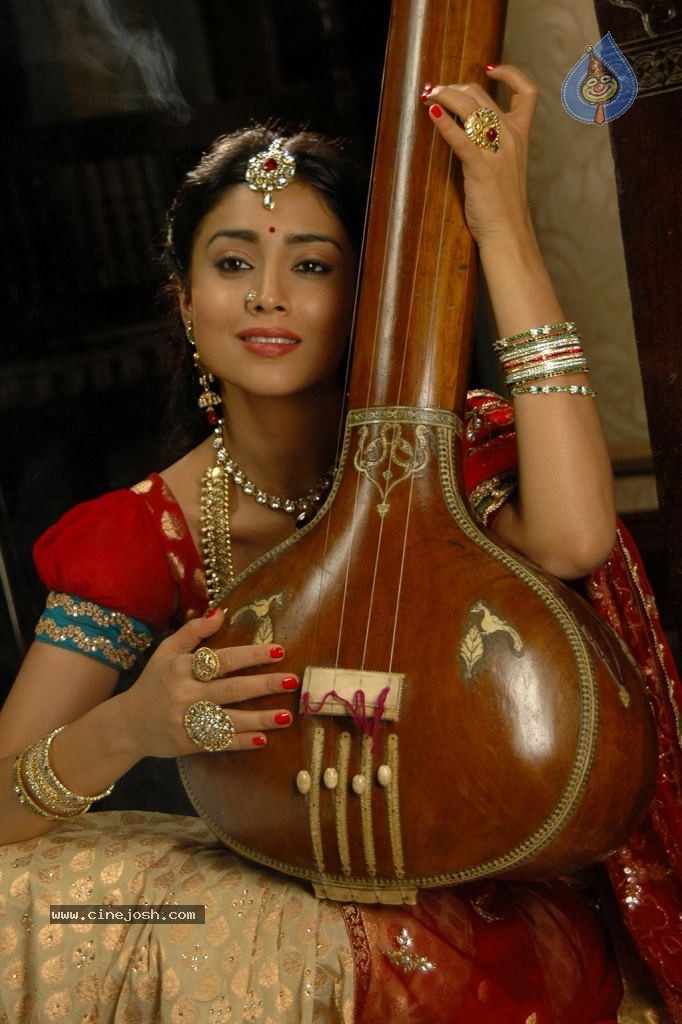Chandra Tamil Movie Hot Stills - 14 / 39 photos