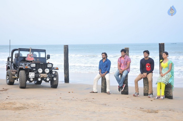 Chandrullo Unde Kundelu Movie Stills - 29 / 92 photos
