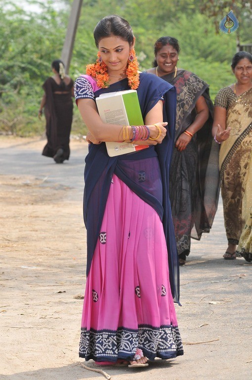 Chandrullo Unde Kundelu Movie Stills - 56 / 92 photos
