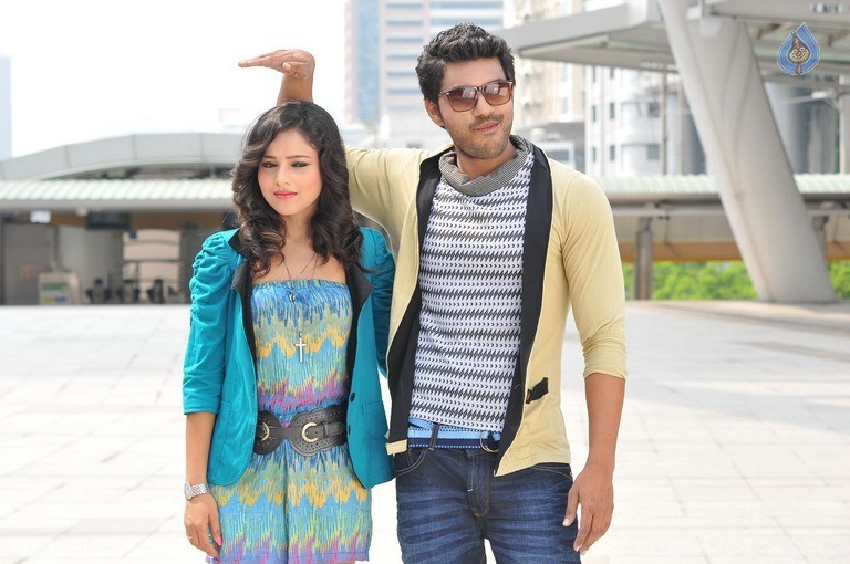Chandrullo Unde Kundelu Movie Stills - 83 / 92 photos