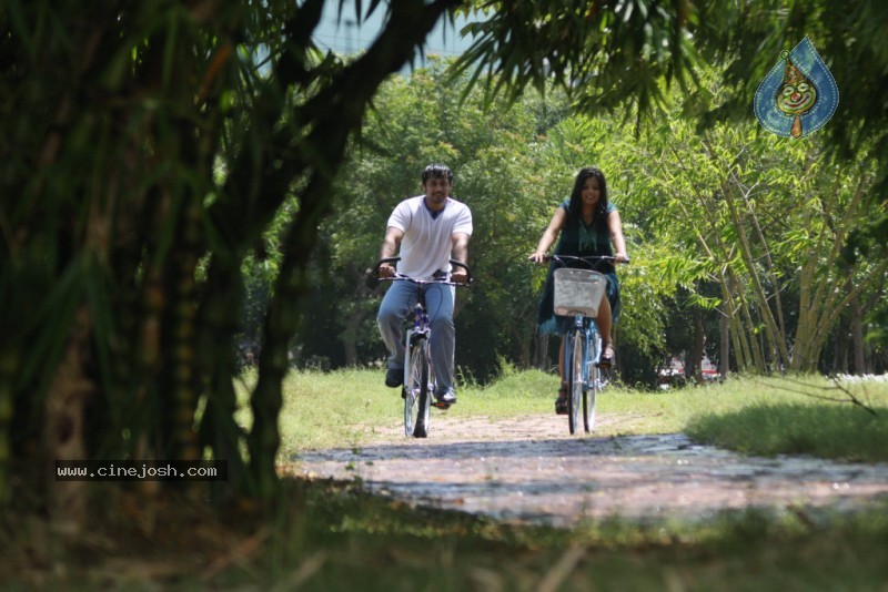 Chapter 6 Movie New Stills - 93 / 100 photos