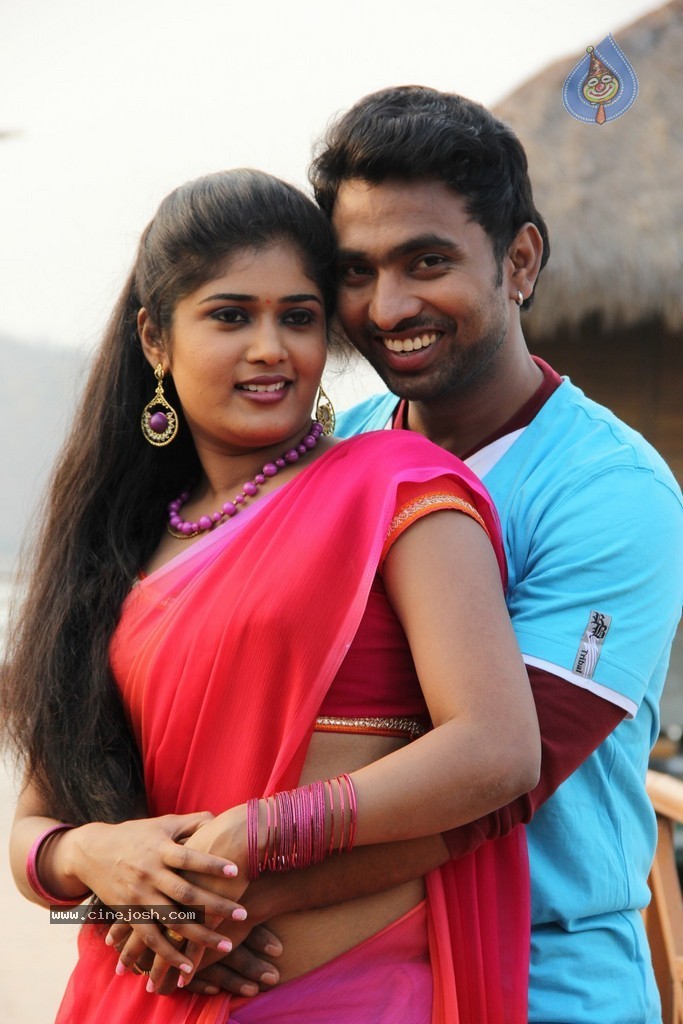 Chatting Movie New Photos - 19 / 62 photos