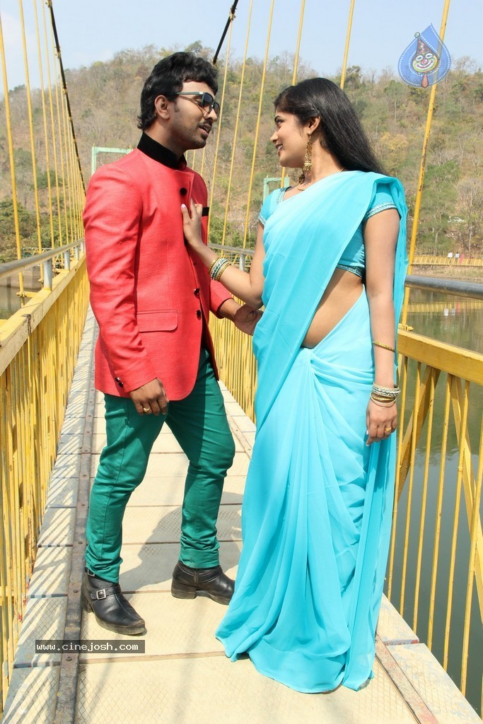 Chatting Movie New Photos - 55 / 62 photos