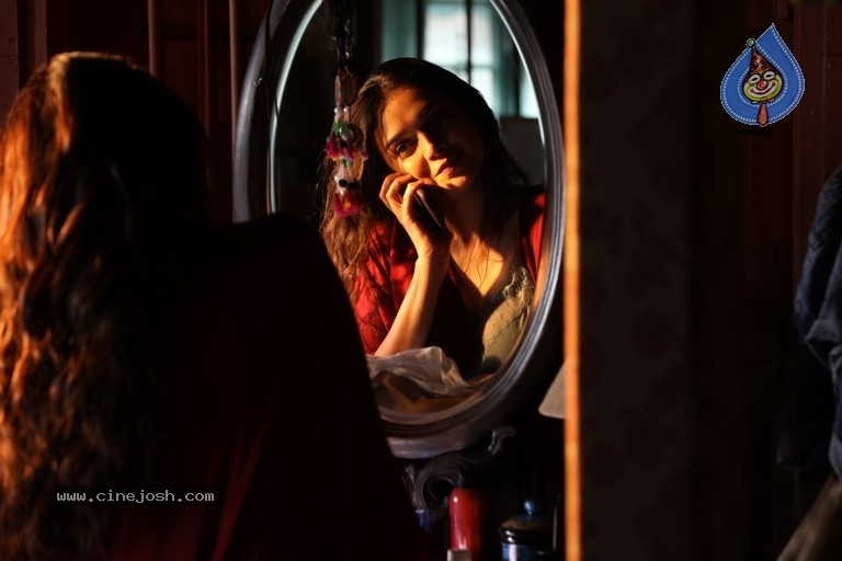 Chekka Chivantha Vaanam Movie Stills - 13 / 16 photos