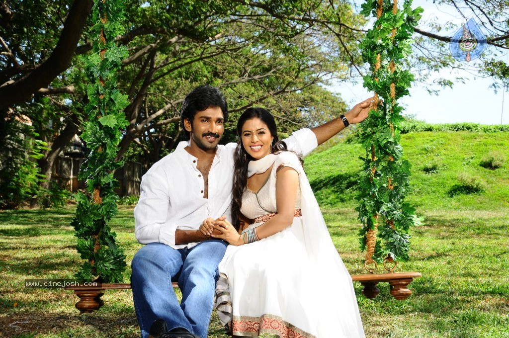 Chelagatam Movie Stills Gallery - 10 / 32 photos