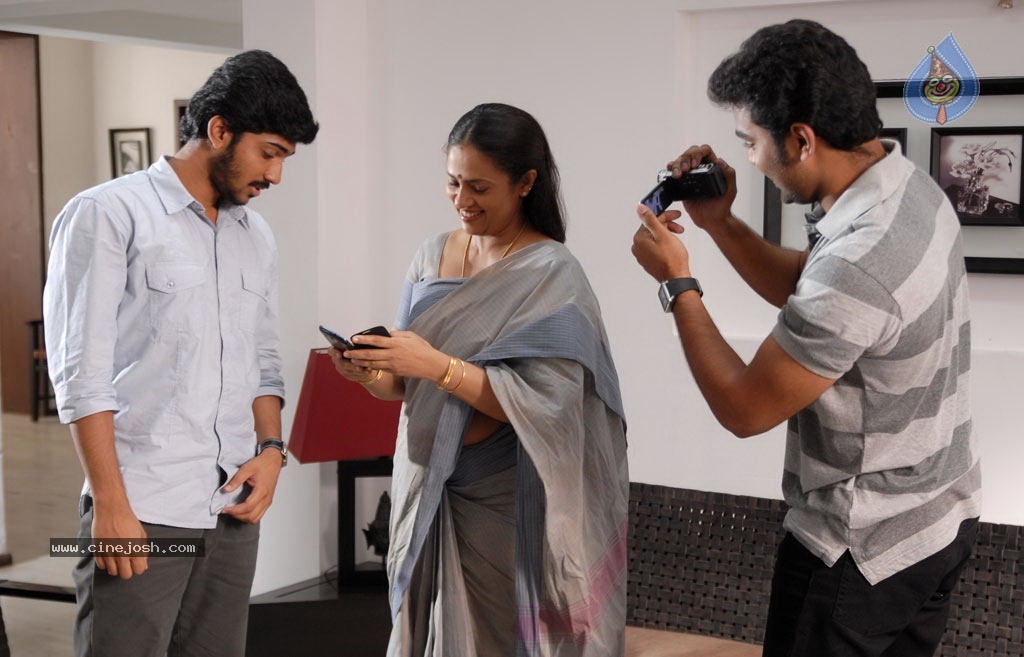 Chennaiyil Oru Naal Tamil Movie Stills - 30 / 43 photos